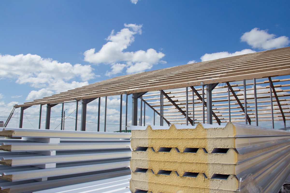 Energiatakarékos megoldások: Hogyan növeld otthonod hőszigetelését szendvicspanelek használatával?