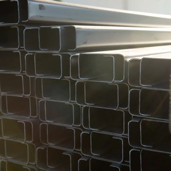 Tavaszi acél alapanyag kínálat: Mire figyelj vásárlás előtt?