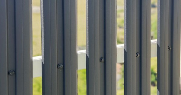 Kerítés-tervezés januárban: mit érdemes most eldönteni, hogy tavasszal már csak kivitelezz?